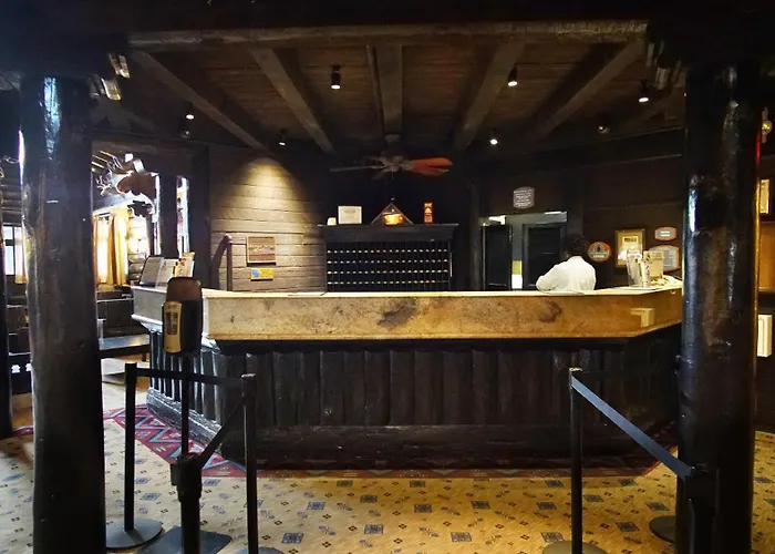 El Tovar - Inside The Park Hotel Grand Canyon Village