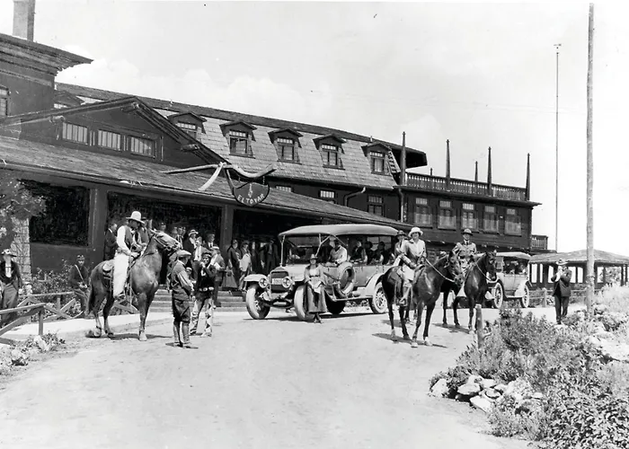 Hotel El Tovar - Inside The Park Grand Canyon Village