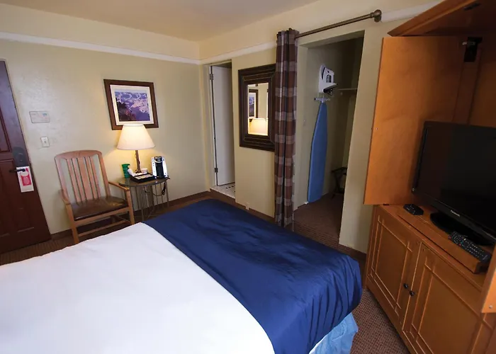 El Tovar - Inside The Park Hotel Grand Canyon Village