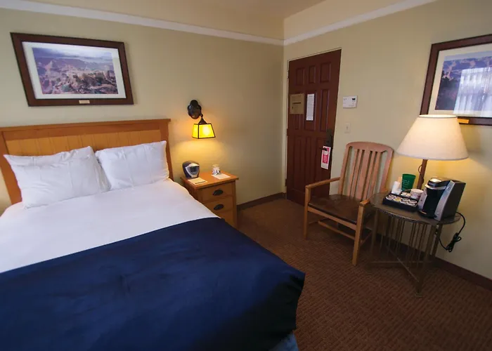 Hotel El Tovar - Inside The Park